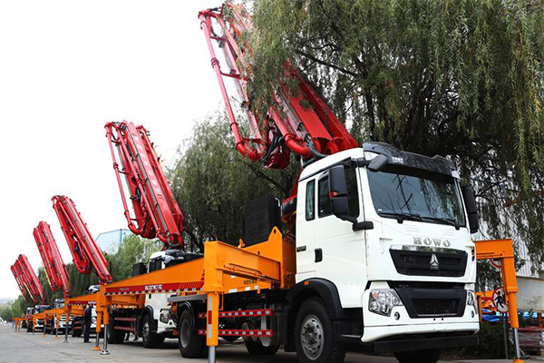 trailer mounted concrete pump